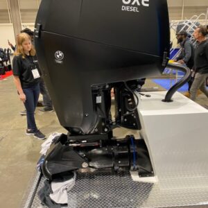 300HP OXE Diesel Outboard For Sale – 33″ in Shaft