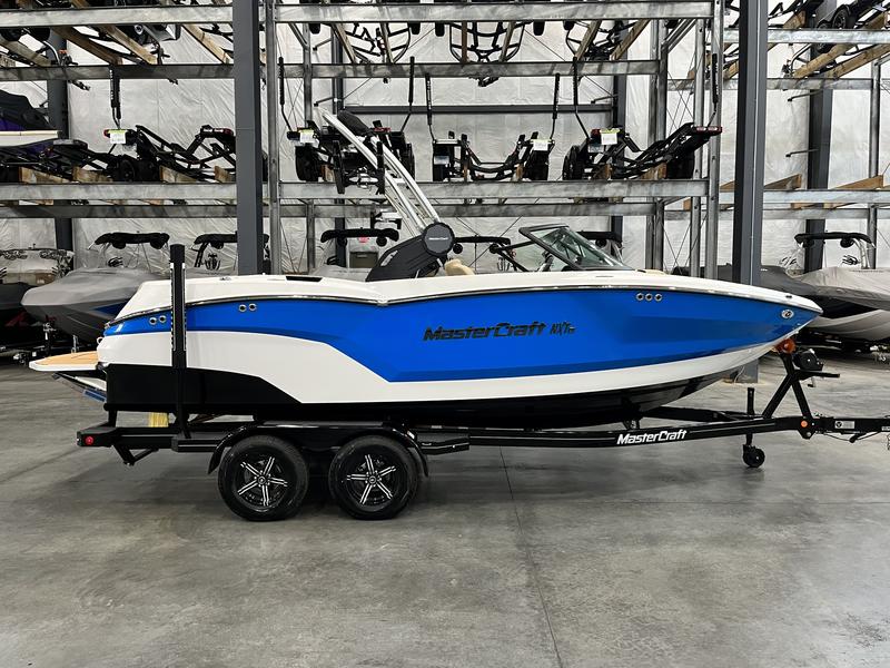 MasterCraft NXT21