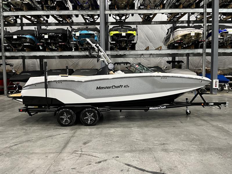 MasterCraft NXT24