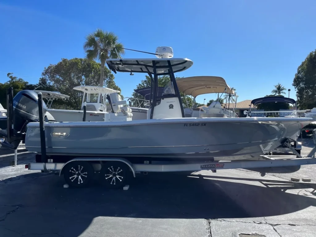 SEA HUNT BX 25 BR