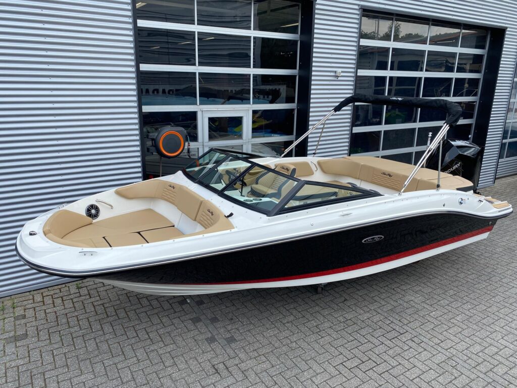 SEA RAY SPX 210